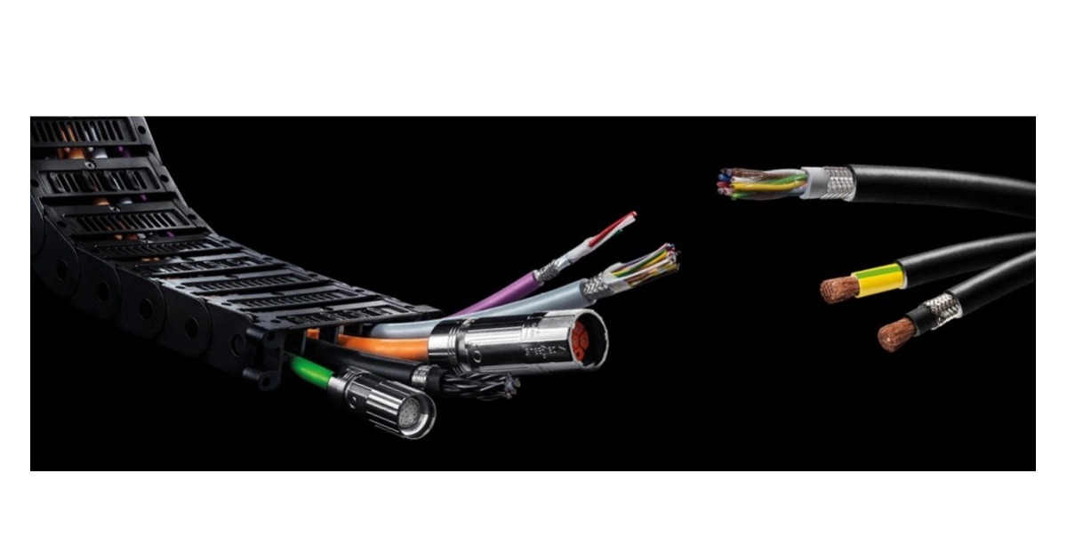 HELUKABEL: Demonstrating HELUCHAIN MULTISPEED Offerings at Hannover Messe