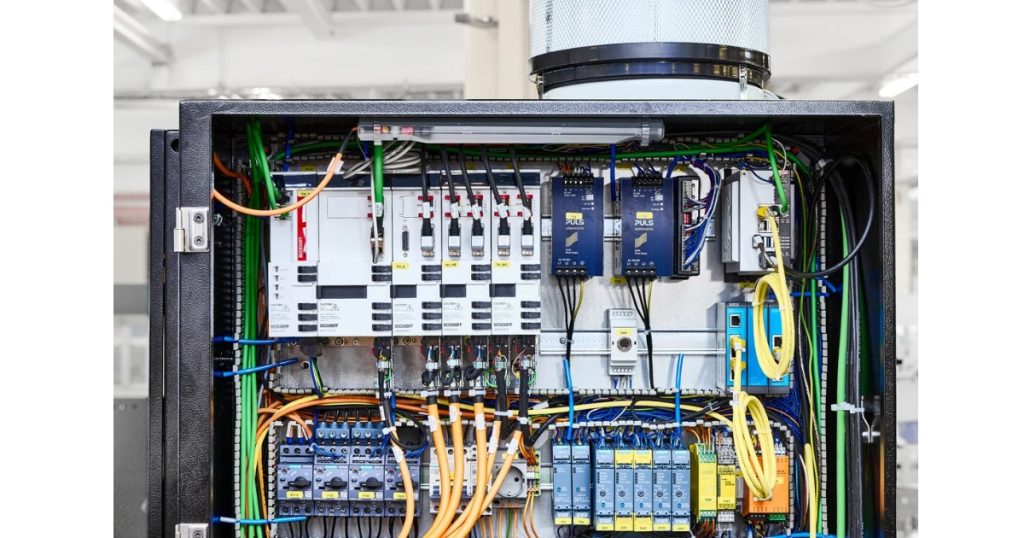 Sept 26, 2025 - Beckhoff Upscaling a 5-Axis CNC Machine 4