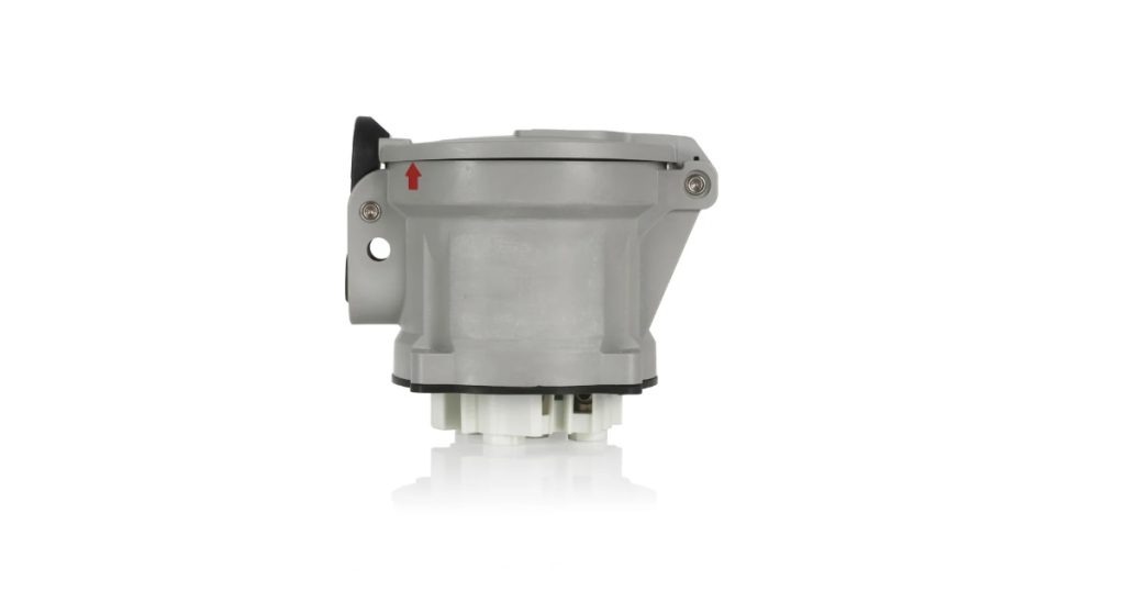 Leviton: ArcArrest Switch-Rated Pin & Sleeve Devices